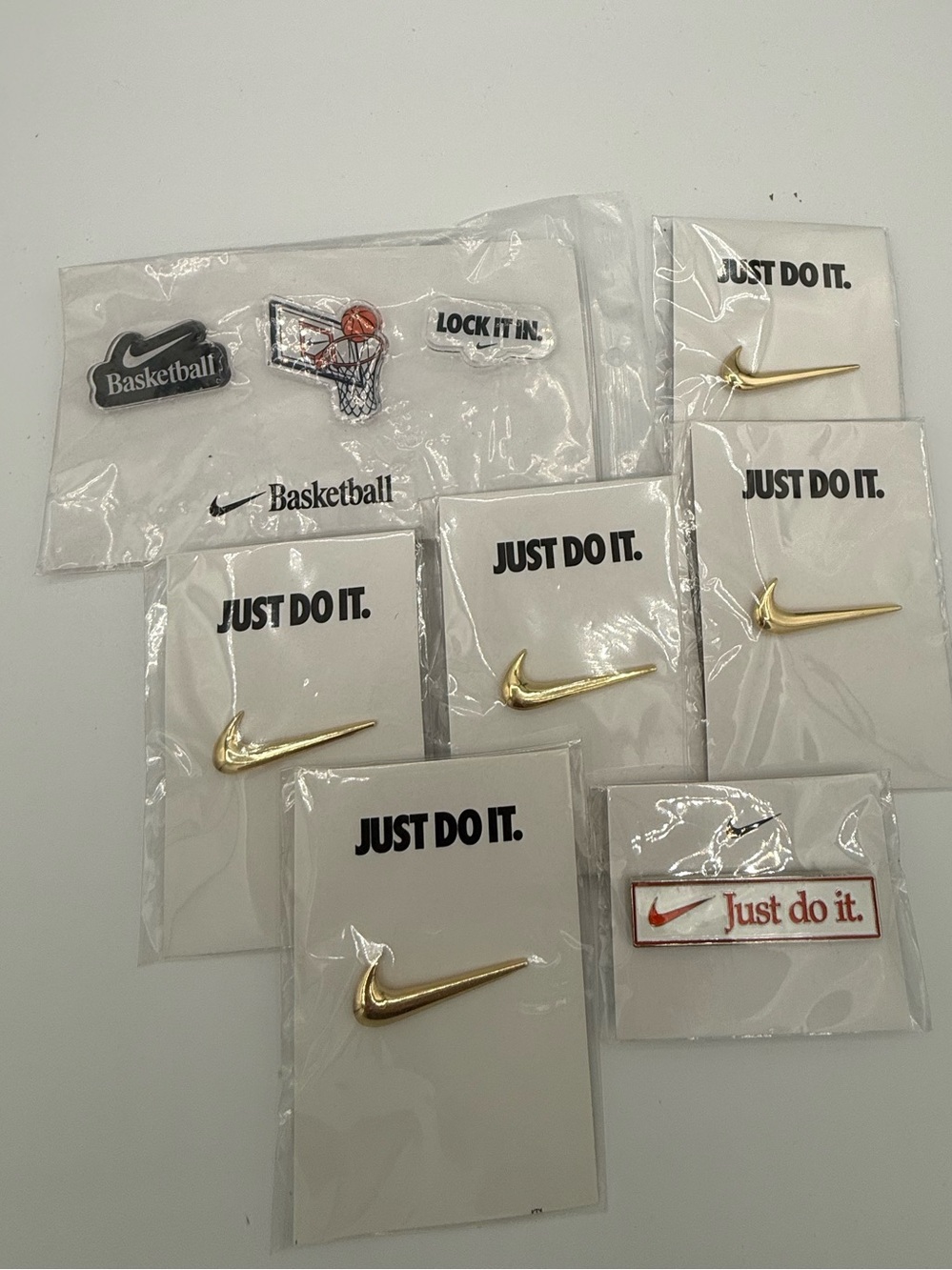 7 Nike Gold Swoosh Basketball Just Do It Pins Group Club Gift